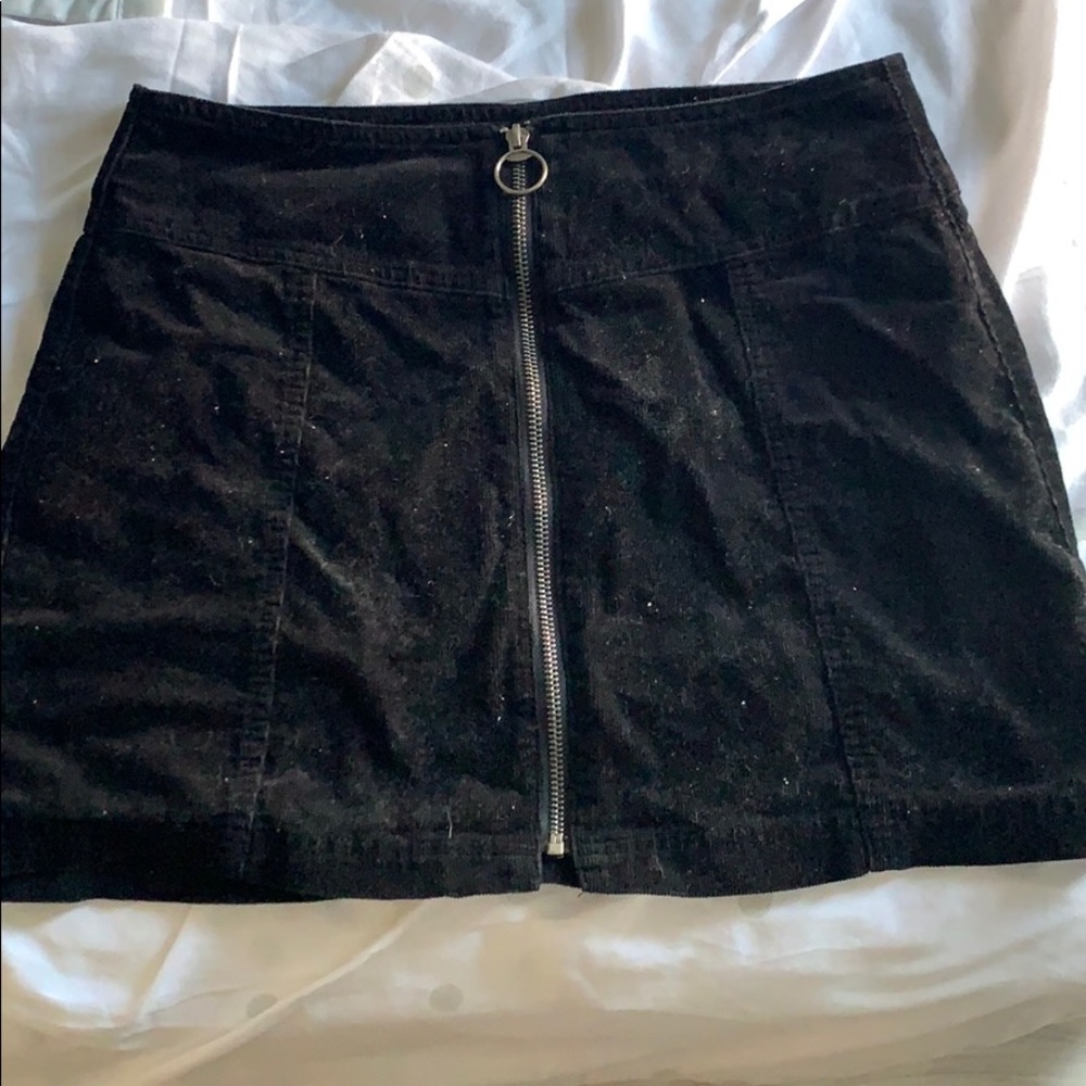 Black skirt